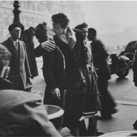 Robert Doisneau.  Le Baiser de l’Hotel de Ville.  1950.